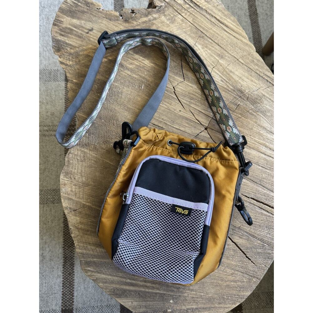 Teva Water Bottle Sling Bag Holder Crossbody Yellow Purple